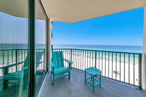 Condo, 1 King Bed with Sofa bed (Sunbird 906W) | Property grounds