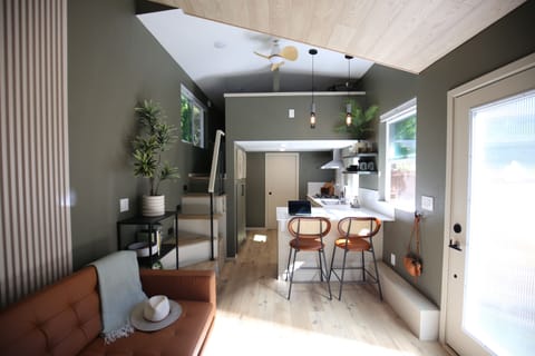 Comfort House | 1 bedroom, individually decorated, individually furnished