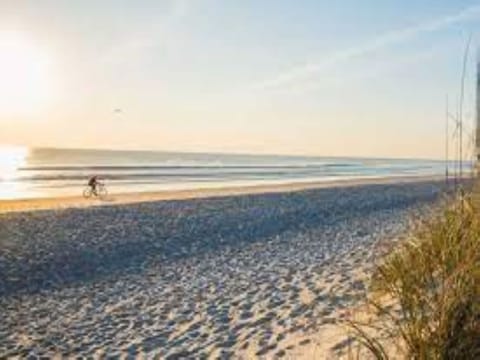 Apartment, 2 Bedrooms, Balcony | Beach