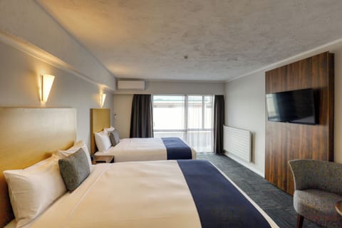 Superior Two Queen Room | Desk, free WiFi, bed sheets