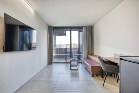 Superior Double or Twin Room | Minibar, in-room safe, desk, laptop workspace