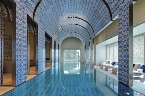 Indoor pool, seasonal outdoor pool, sun loungers