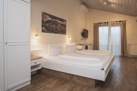 Comfort Room | Soundproofing, free WiFi, bed sheets