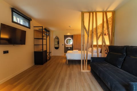 Family Double Room, Mobility Accessible | In-room safe, individually furnished, blackout drapes