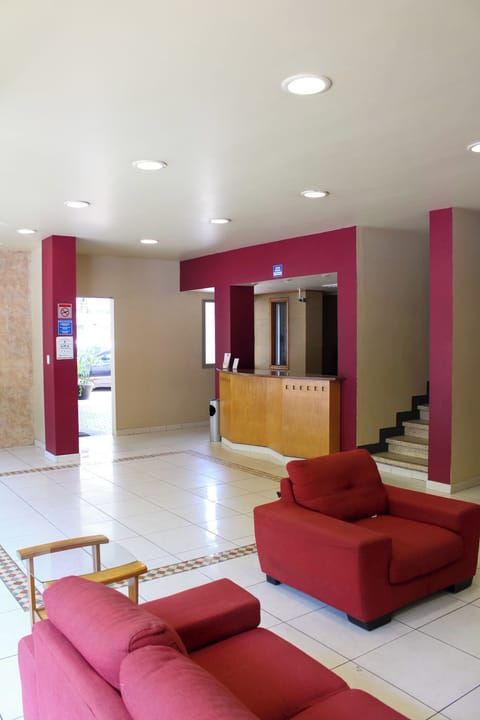 32-inch TV with cable channels