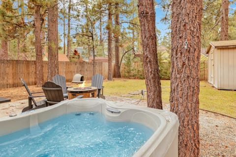 Cabin, 1 Double Bed with Sofa bed, Hot Tub, Mountain View (2315) | Property grounds