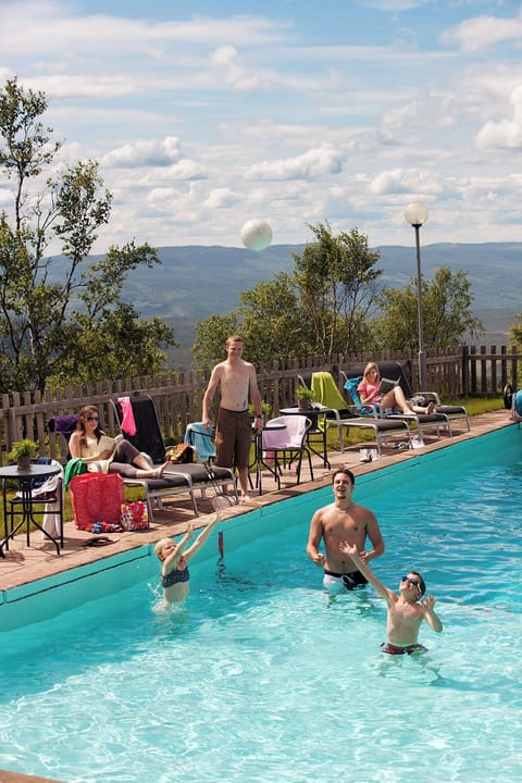 Seasonal outdoor pool, sun loungers