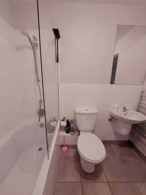 Shared Dormitory, 1 Bedroom | Bathroom