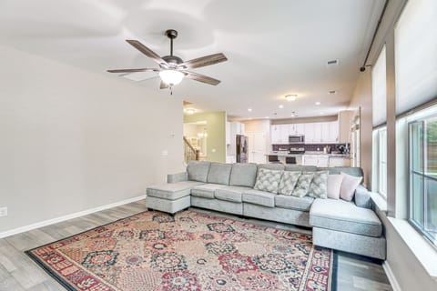 House (3 Bedrooms) | Interior