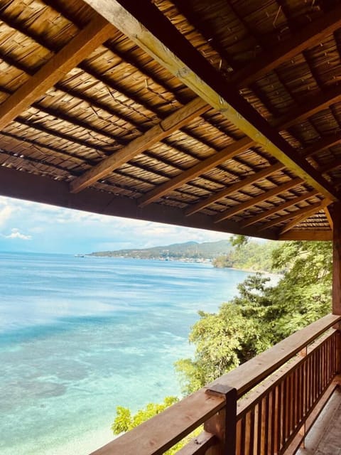Deluxe Bungalow, Private Bathroom, Ocean View | 1 bedroom, bed sheets