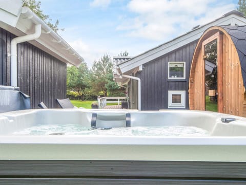 House | Spa treatment