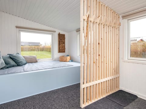 House | 3 bedrooms, individually furnished