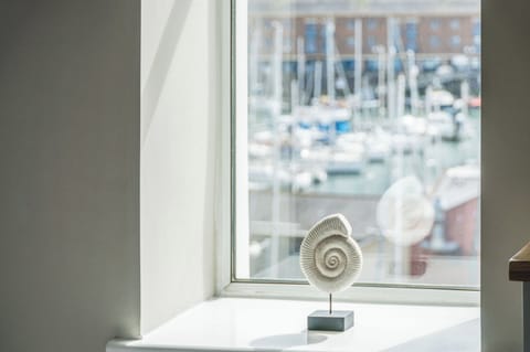 2 bedrooms, premium bedding, iron/ironing board, bed sheets