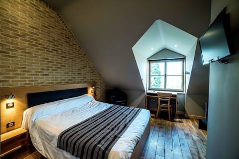 Superior Double Room | Individually decorated, desk, soundproofing, free cribs/infant beds