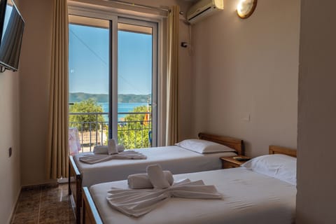 Triple Room | Free WiFi