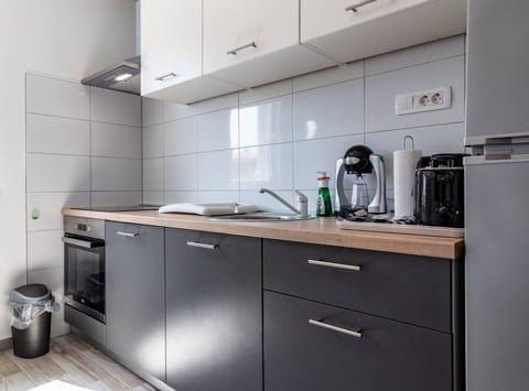 House (Six Bedroom Holiday Home) | Private kitchen | Fridge