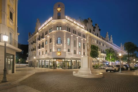 Front of property - evening/night