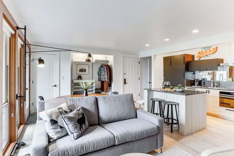 Apartment (1 Bedroom) | Interior