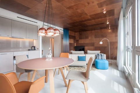 Superior Suite, 1 Bedroom, Kitchen | In-room dining