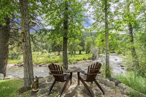 Condo, 3 Bedrooms | Property grounds