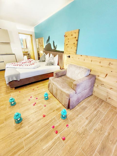 Superior Room, Mountain View | Down comforters, in-room safe, individually furnished, blackout drapes