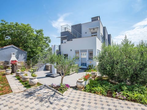 Apartment | Exterior