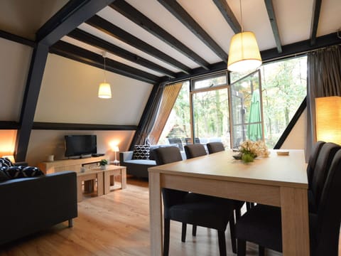 House | Dining