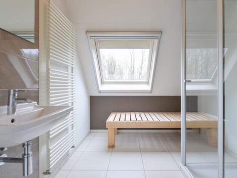 House | Bathroom