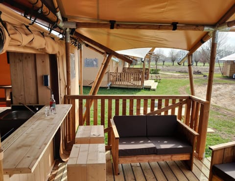Tent | Balcony