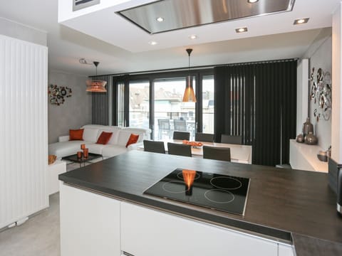 Apartment | Private kitchen | Electric kettle, toaster