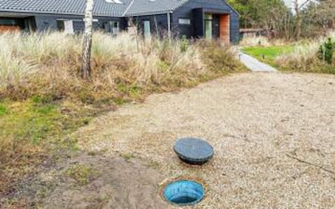 House | Property grounds