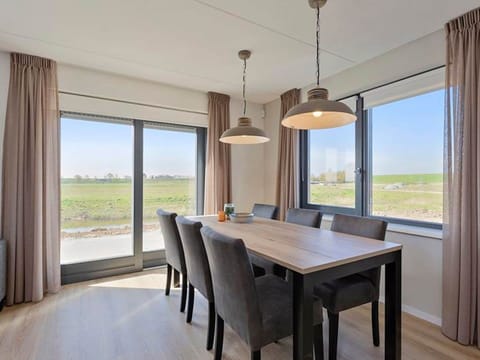 House | Dining