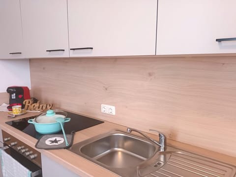 Apartment | Private kitchen | Electric kettle, highchair