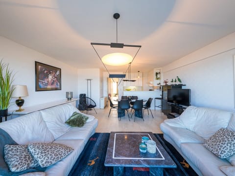 Apartment | Living room