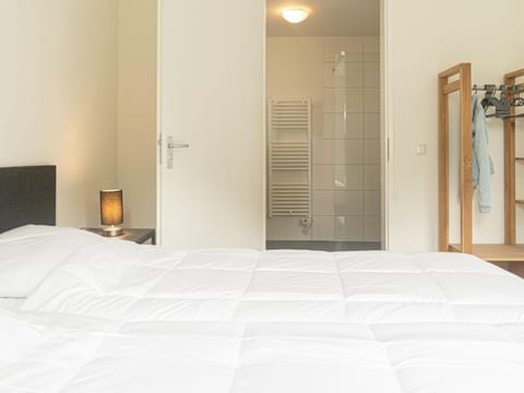 House | 2 bedrooms, individually furnished, bed sheets