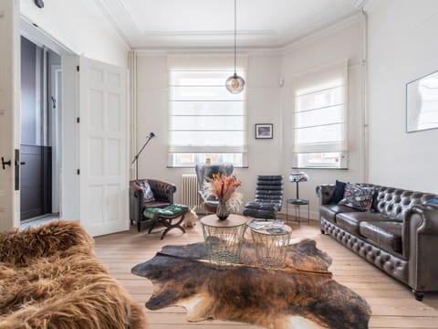 Villa | Living area | Fireplace