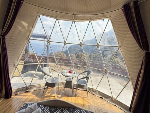Glamping Domes Room | Free WiFi