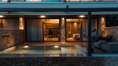 Exclusive Suite, Private Pool | Terrace/patio