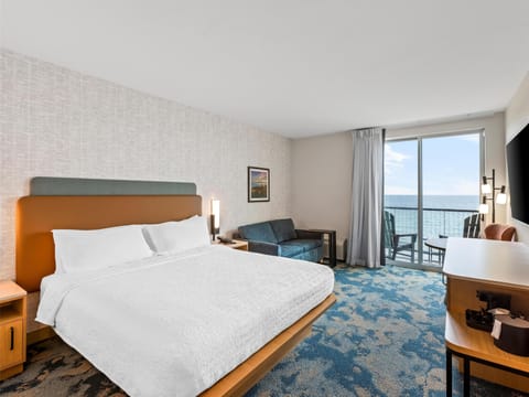 Room, 1 King Bed with Sofa bed, Balcony | Free WiFi