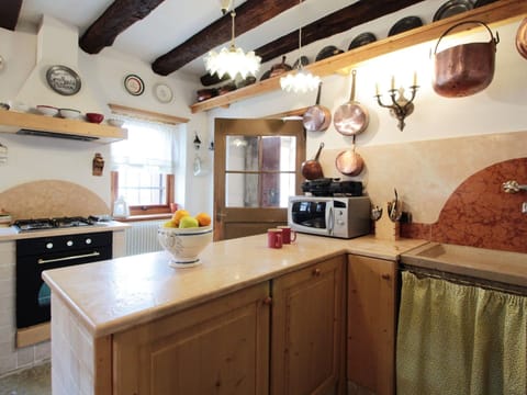 House | Private kitchen | Highchair