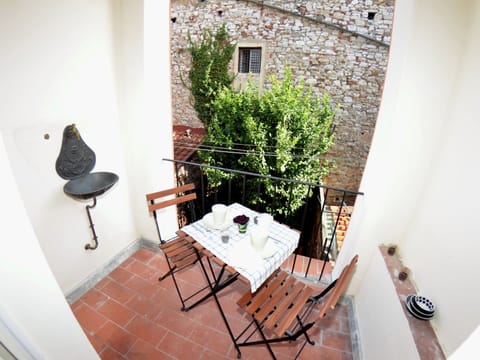 House | Dining