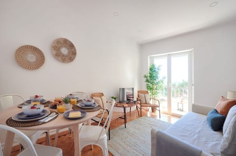 Apartment, 2 Bedrooms | Interior