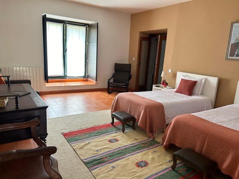 Superior Twin Room | Desk, free WiFi, bed sheets