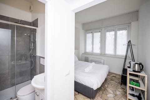 Standard Room | Free WiFi, bed sheets