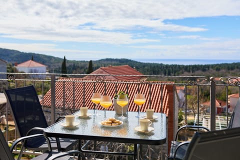 Standard Apartment | Terrace/patio
