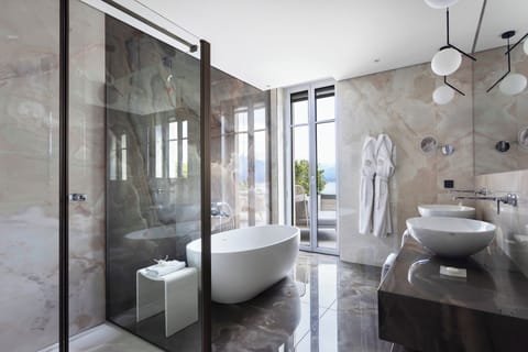 Grand Peacock Suite | Bathroom | Slippers