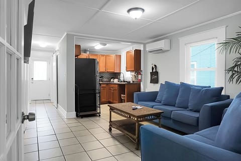 Family Cottage, 3 Bedrooms, Non Smoking, Beachside | Living area | 55-inch Smart TV with digital channels, streaming services