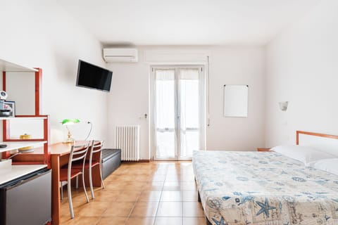 Soundproofing, free cribs/infant beds, free WiFi, bed sheets