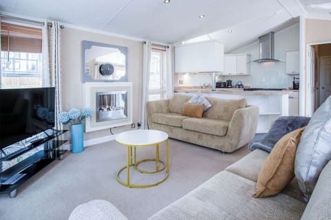 32-inch TV with cable channels