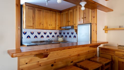 Apartment (3 Bedrooms) | Private kitchen | Oven, stovetop, dishwasher, espresso maker